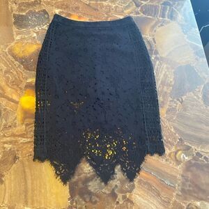 Lui Jo lace skirt, size 42(6)